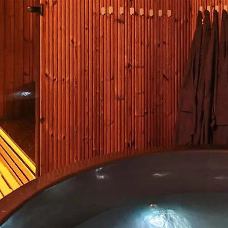 아파트 In With Sauna